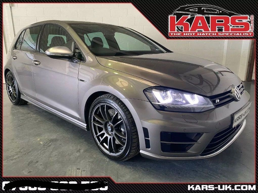 VOLKSWAGEN GOLF R